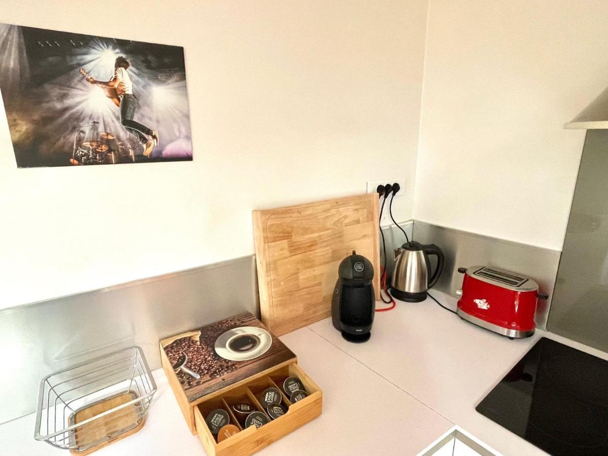 Superbe Loft Centre-ville - Sauna - Parking Prive -clim- 1 A 10personnes Apartment *